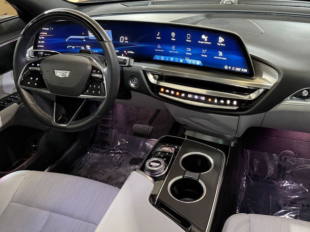 Certified 2024 CADILLAC LYRIQ Luxury 2 SUV