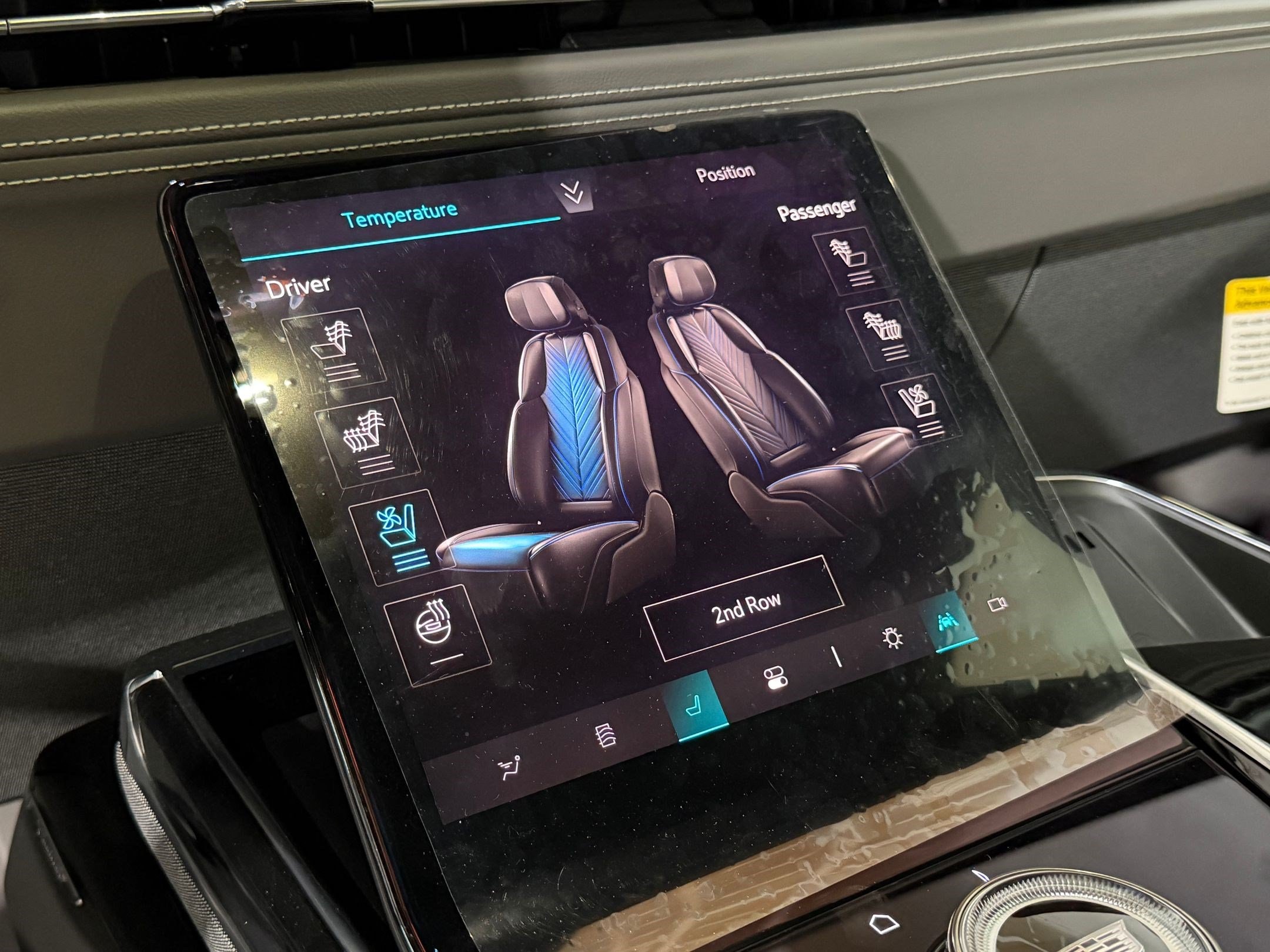 2026 Cadillac Escalade IQ Sport - Photo 37