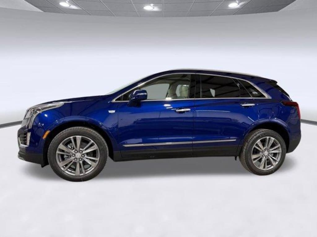 New 2026 CADILLAC XT5 Premium Luxury SUV