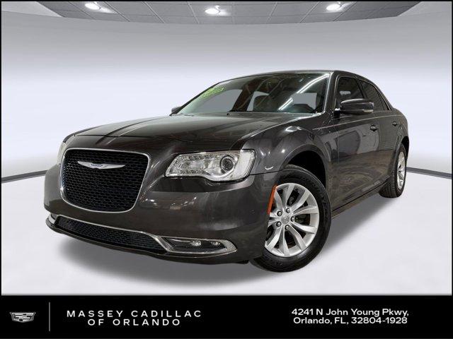 2015 Chrysler 300 Limited V6's photo