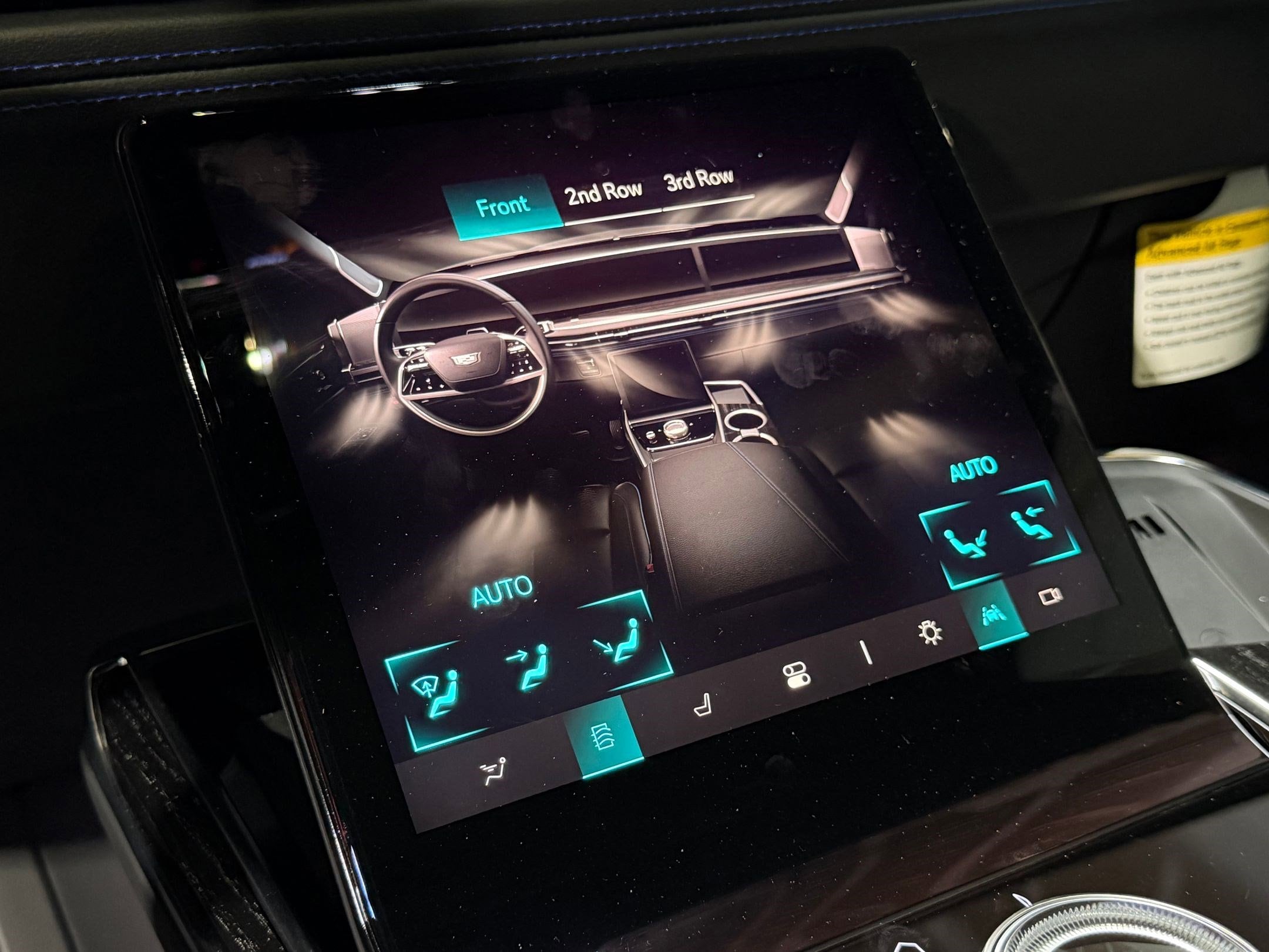 2026 Cadillac Escalade IQL Luxury - Photo 33