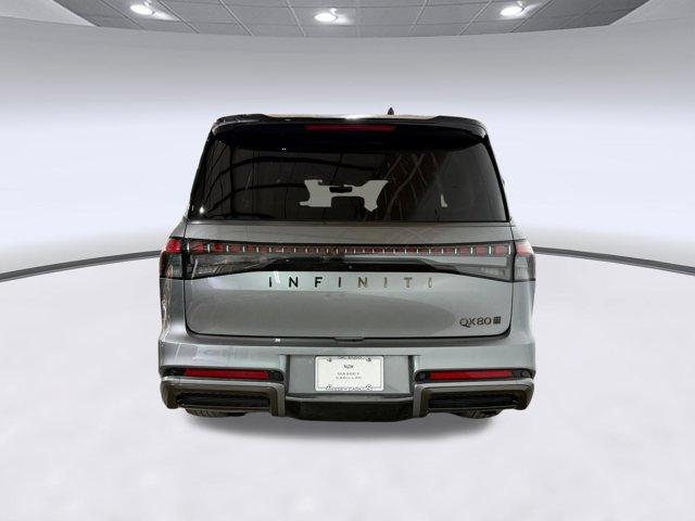 QX80 Autograph