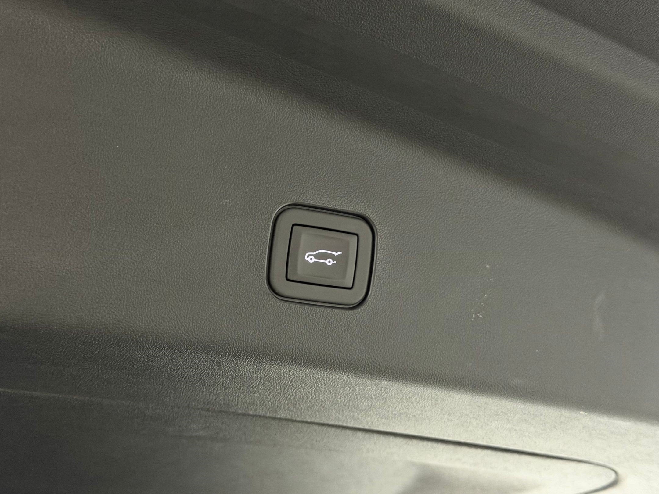 2026 Cadillac VISTIQ Sport - Photo 46