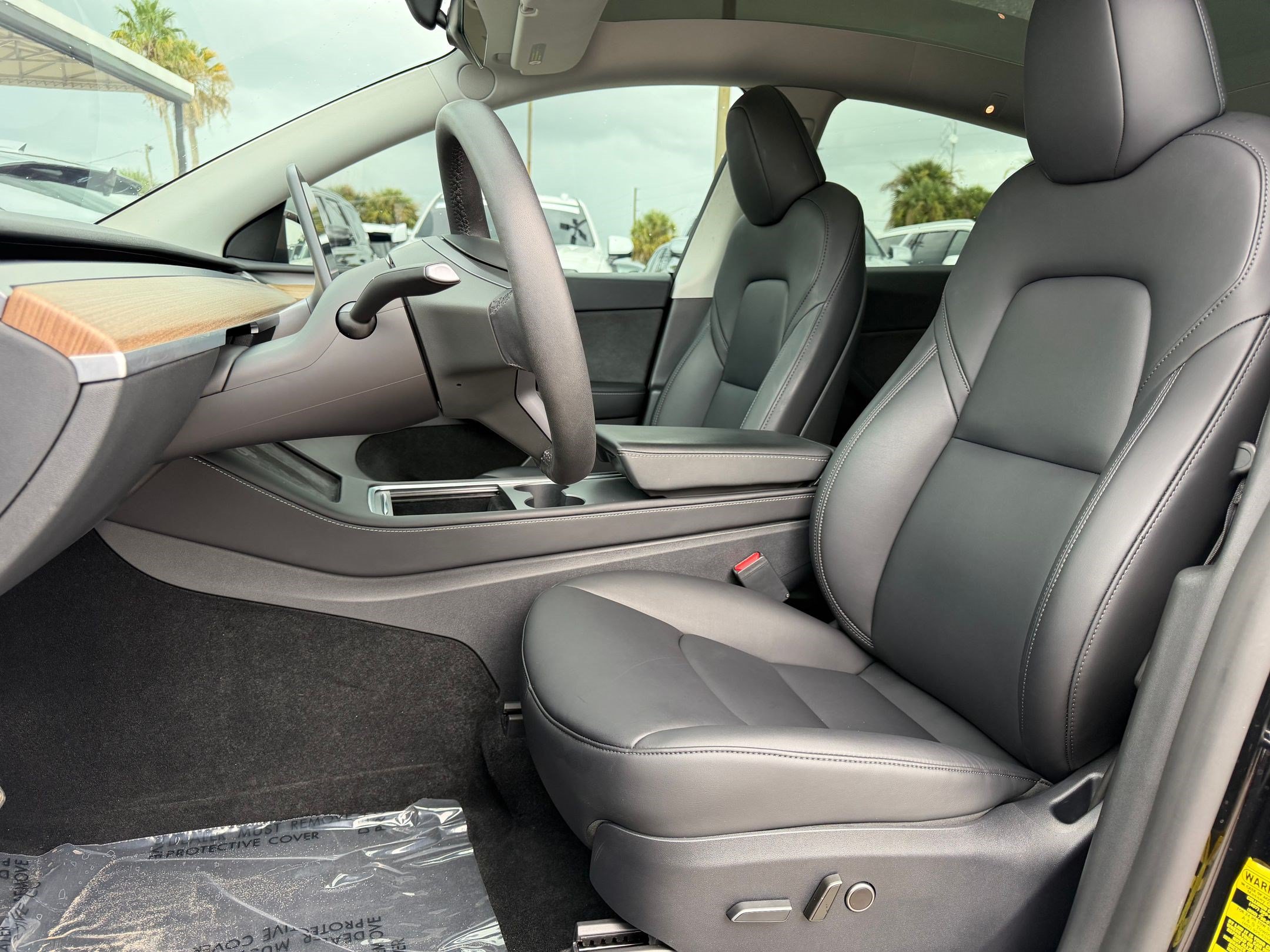 2025 Tesla Model Y Long Range