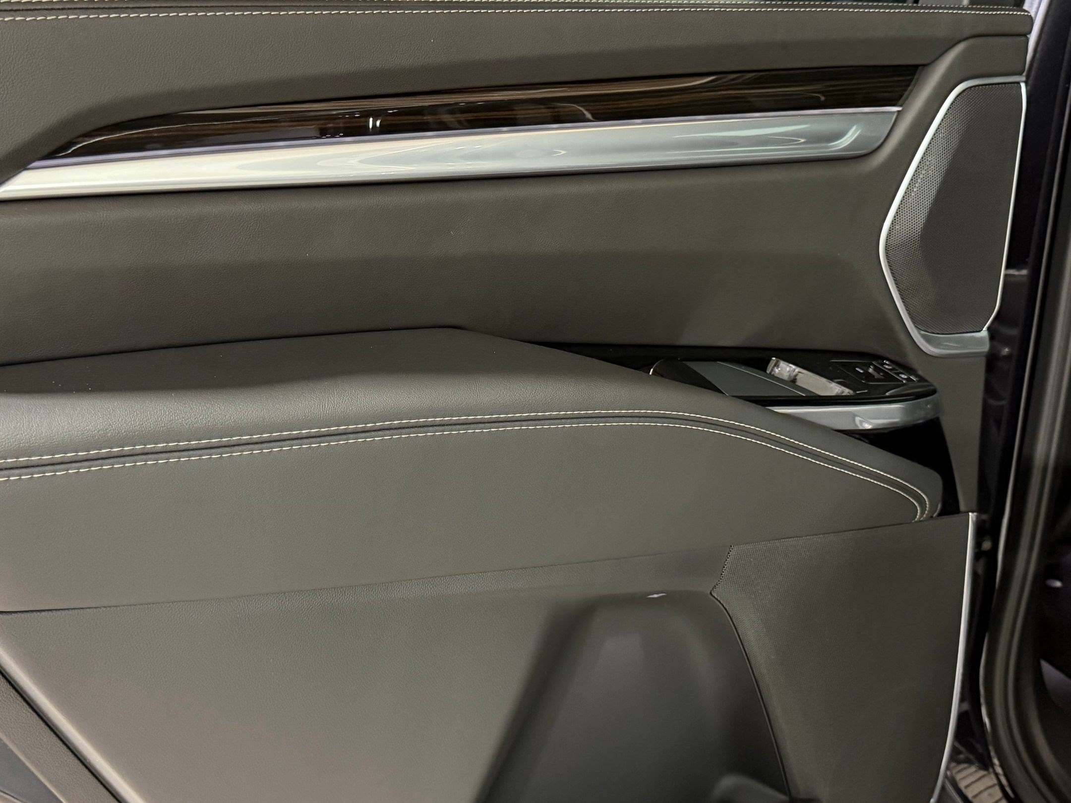 2026 Cadillac Escalade Luxury - Photo 44