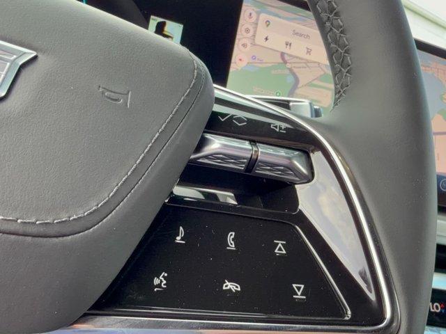 2027 Cadillac LYRIQ Signature Sport - Photo 19