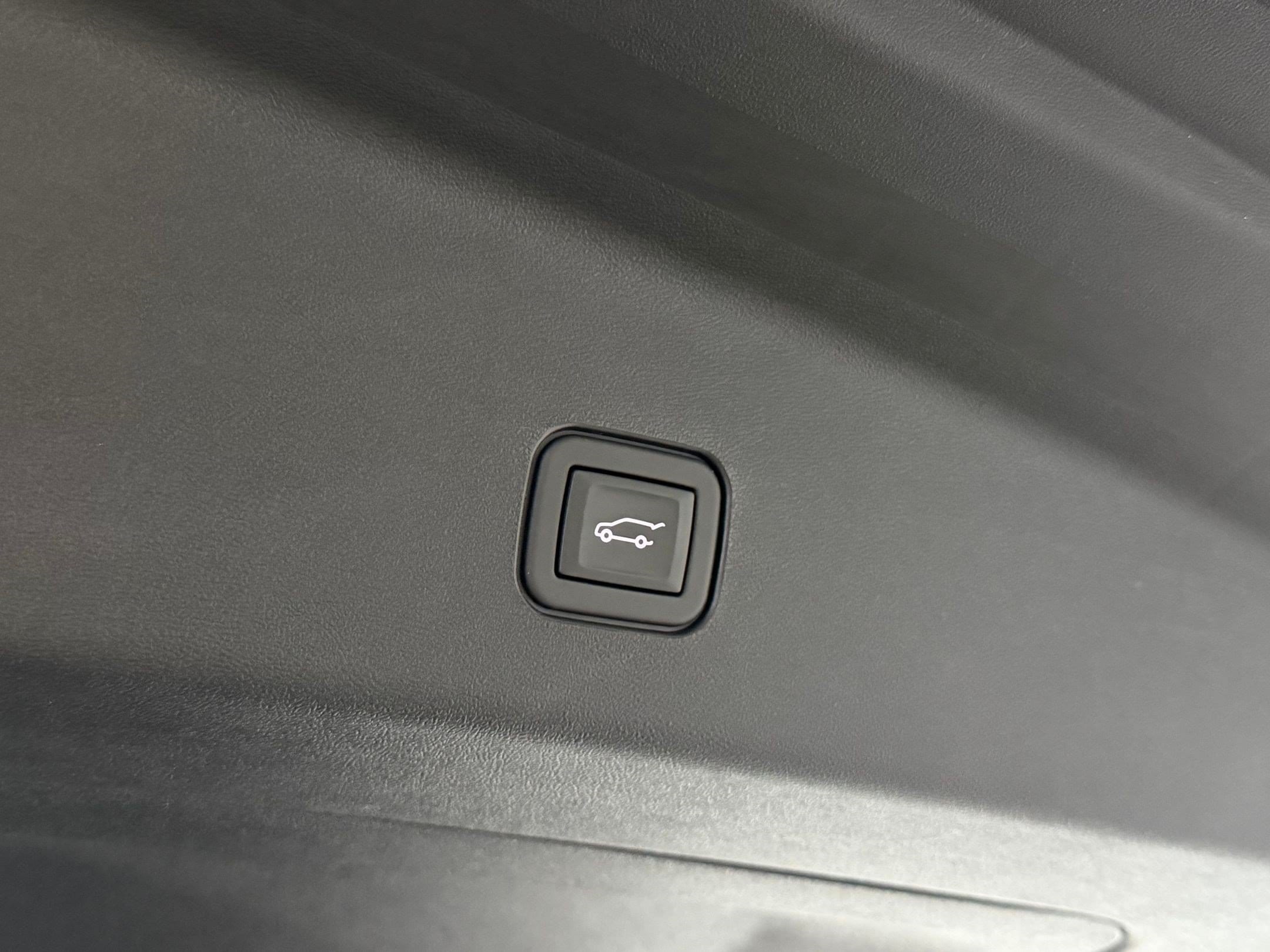 2026 Cadillac VISTIQ Sport - Photo 44