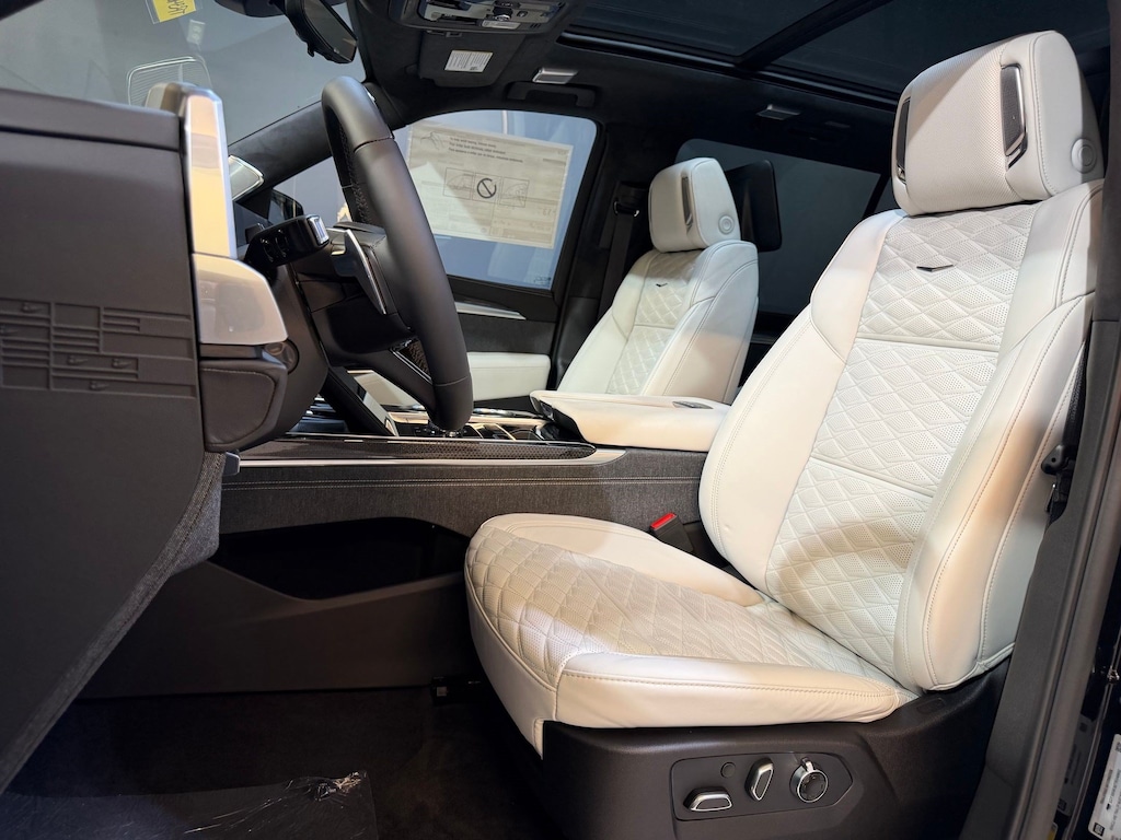 New 2026 CADILLAC Escalade ESV V-Series SUV