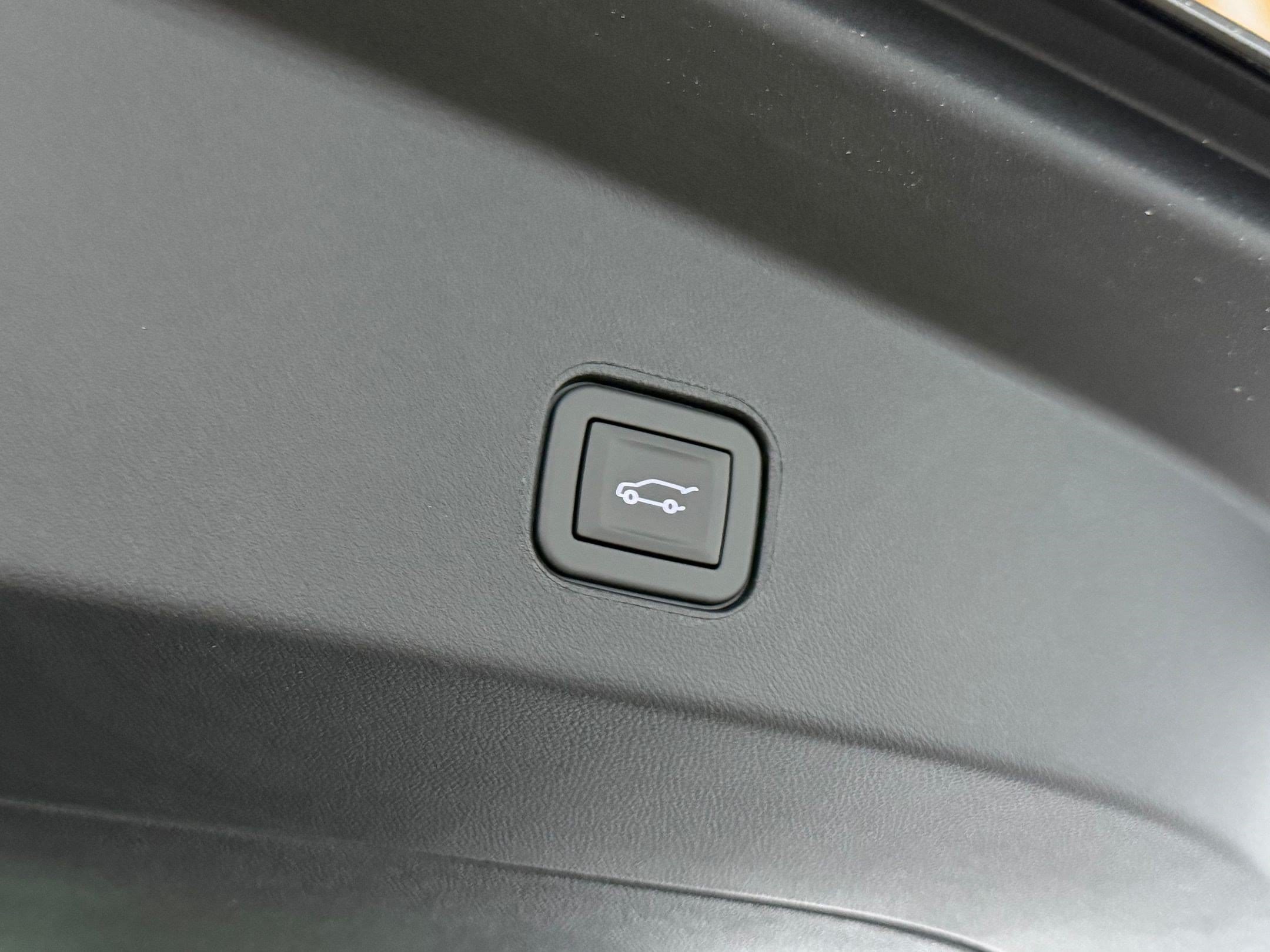 2027 Cadillac LYRIQ Sport - Photo 22
