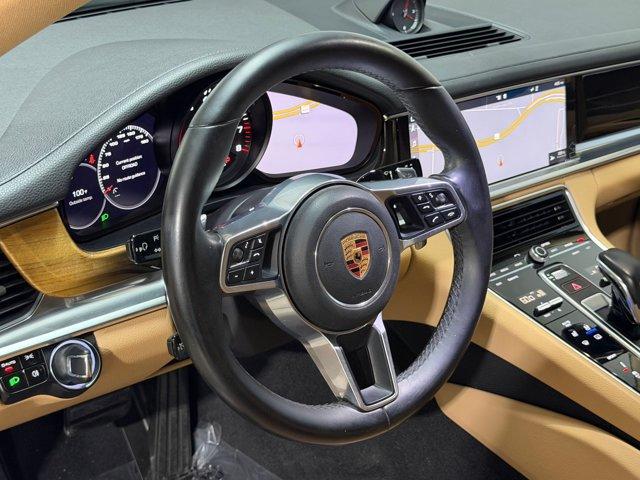 Panamera 4