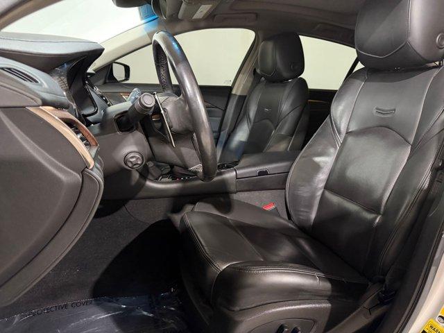CTS Luxury RWD Car