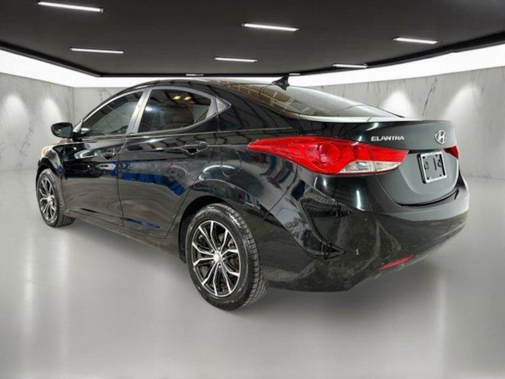 Used 2012 Hyundai Elantra GLS