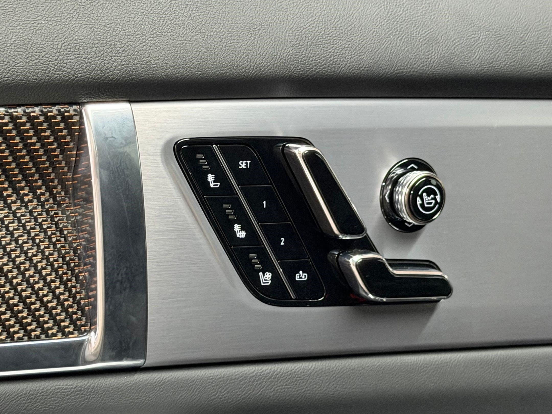 2026 Cadillac VISTIQ Sport - Photo 13