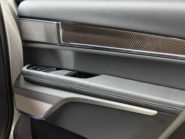 2026 Cadillac VISTIQ Sport - Photo 47
