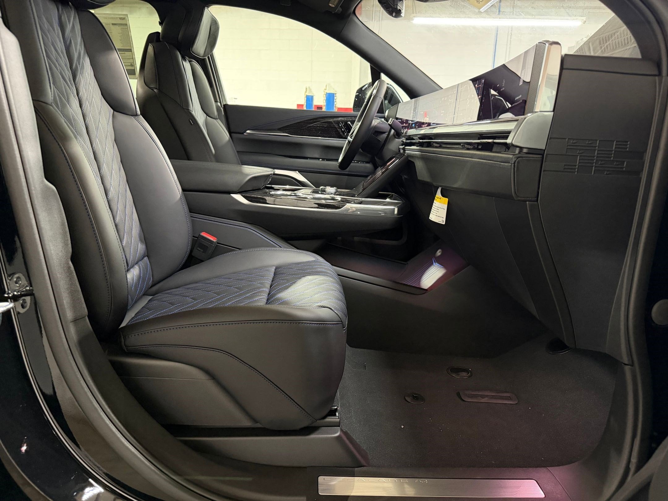 2026 Cadillac Escalade IQL Luxury - Photo 54