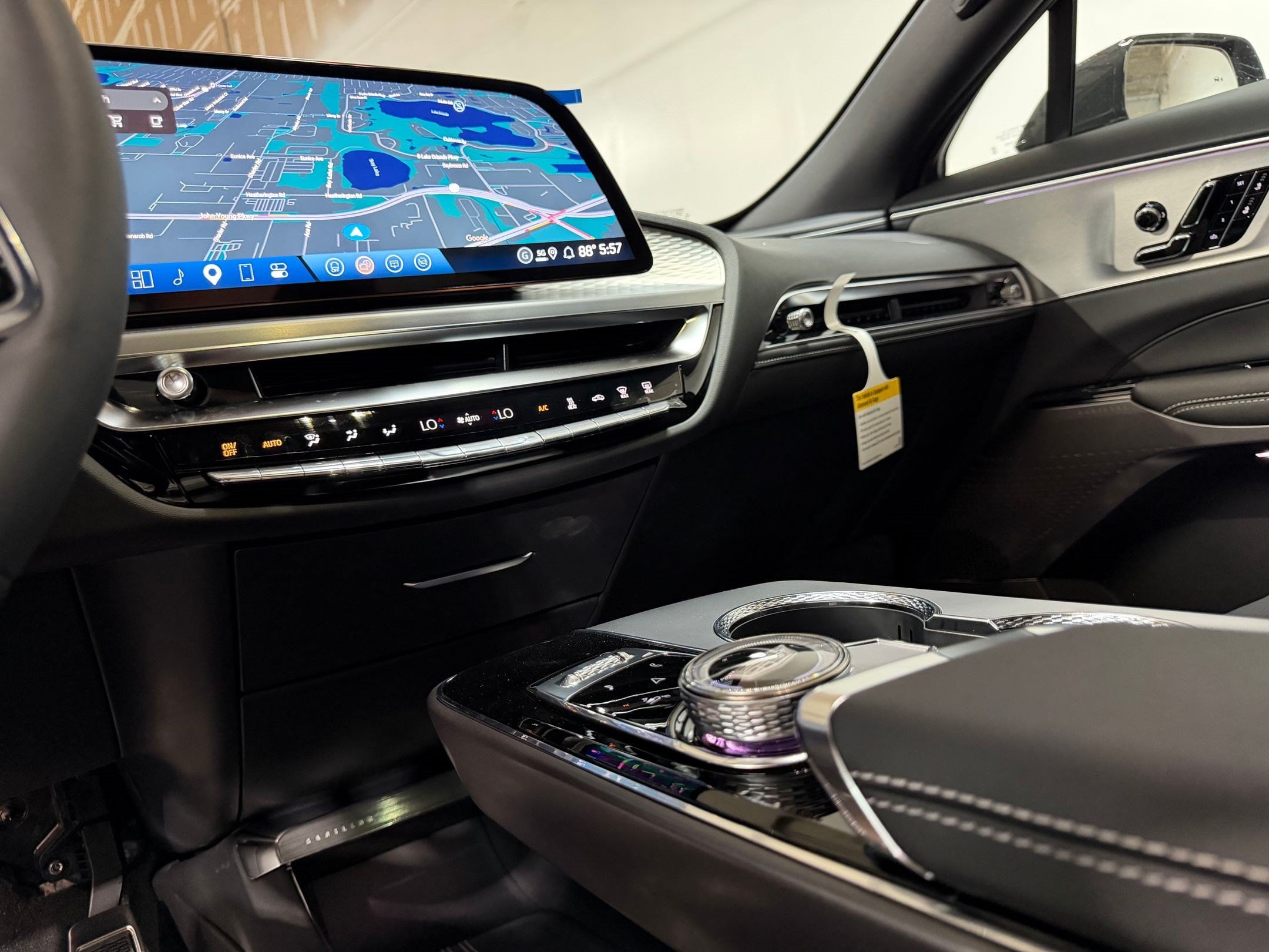 2027 Cadillac LYRIQ Sport - Photo 39
