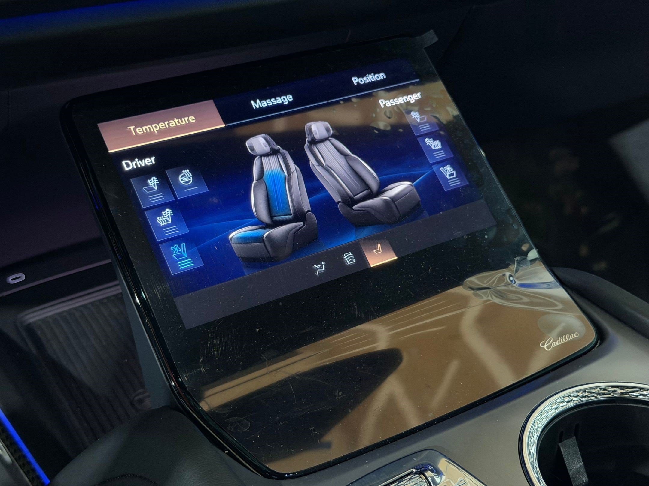 2026 Cadillac VISTIQ Sport - Photo 35