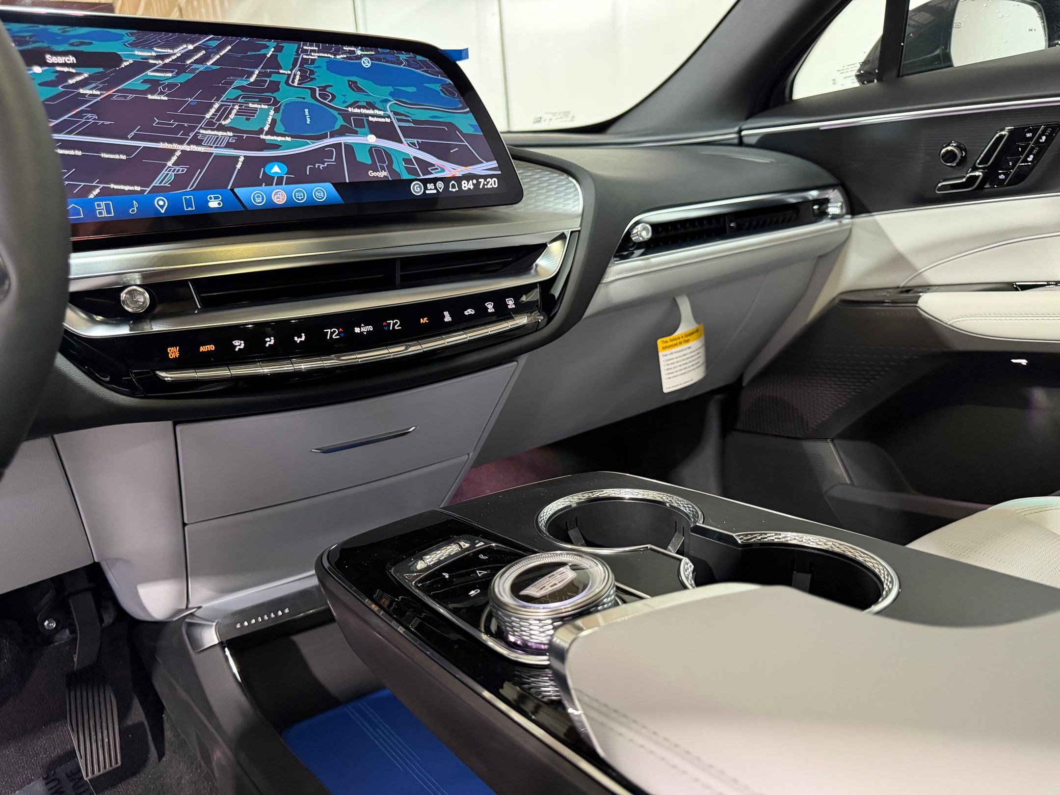 2026 Cadillac LYRIQ Sport - Photo 13