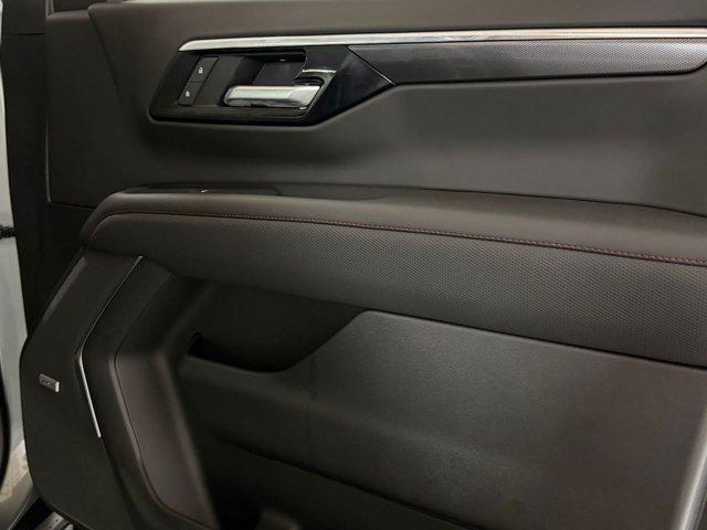 2026 Chevrolet Suburban RST - Photo 47