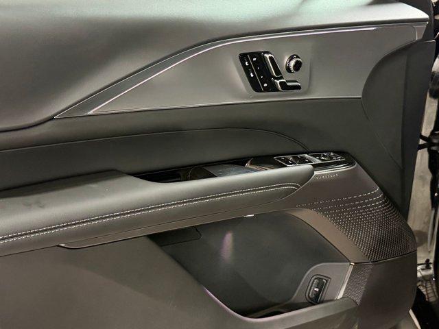 2027 Cadillac LYRIQ Sport - Photo 11