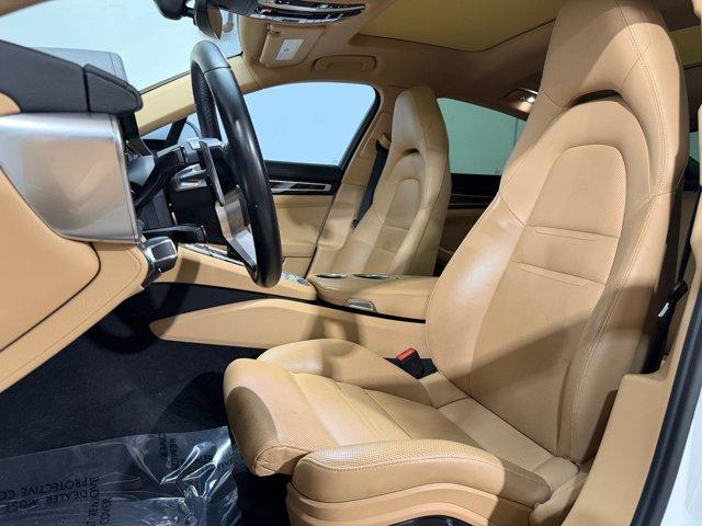 Panamera 4