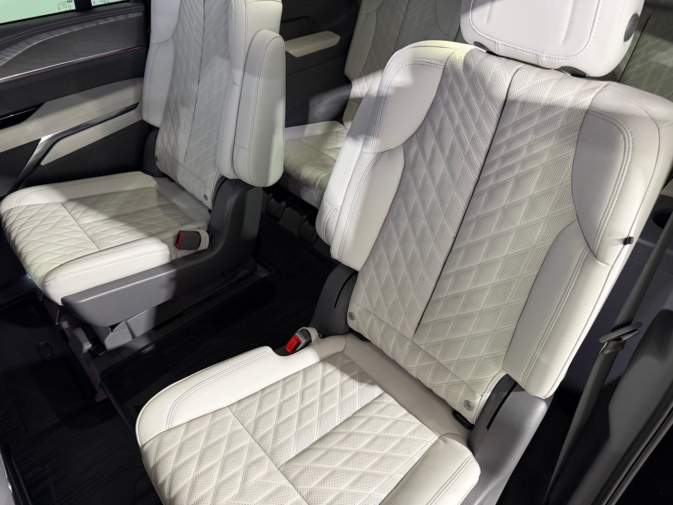 2026 Cadillac Escalade IQ Sport - Photo 26