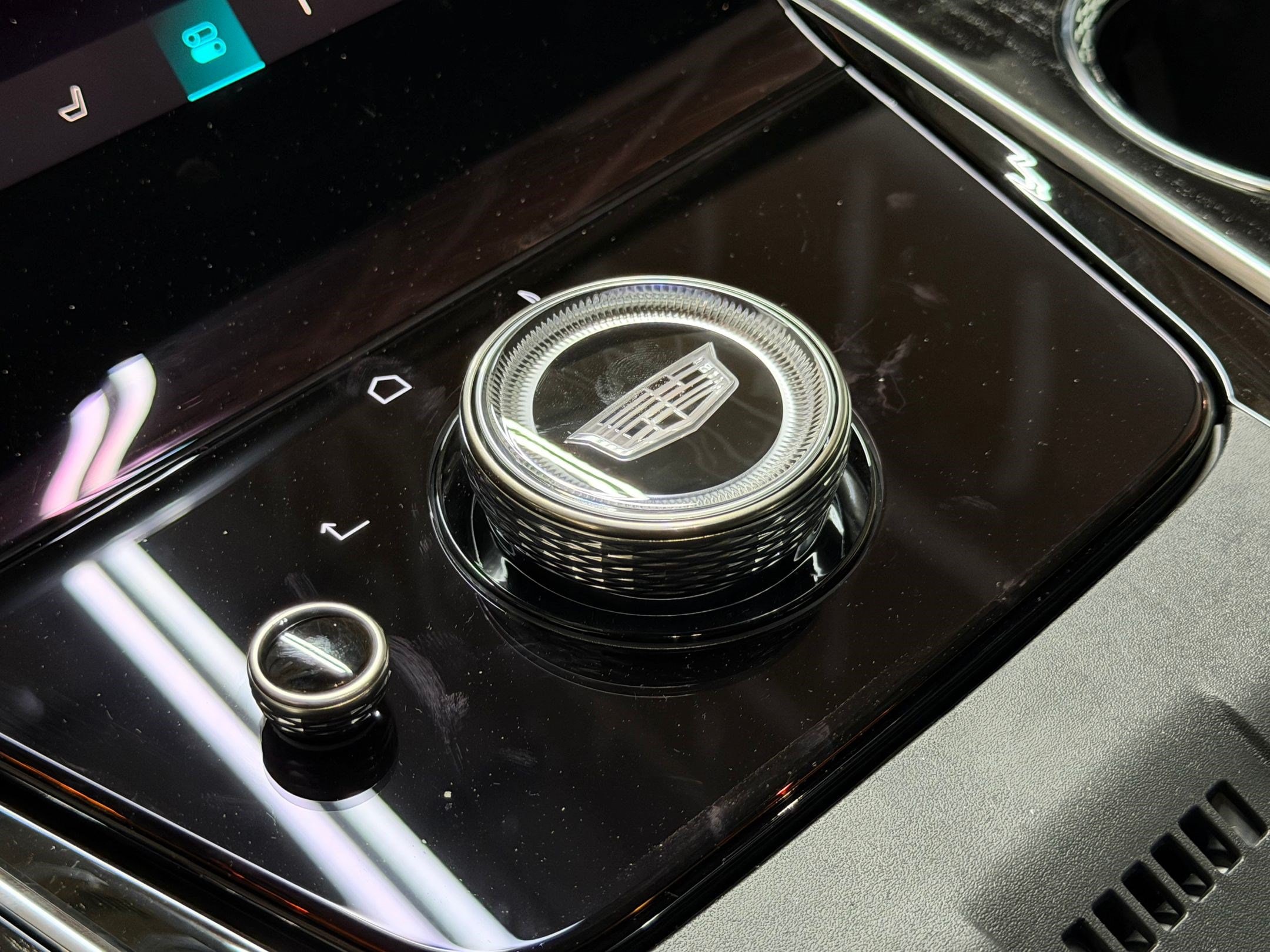 2026 Cadillac Escalade IQL Luxury - Photo 37