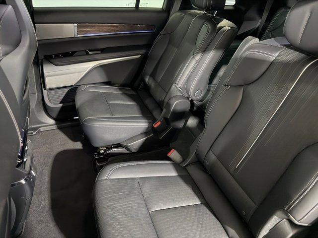 2026 Cadillac VISTIQ Sport - Photo 13