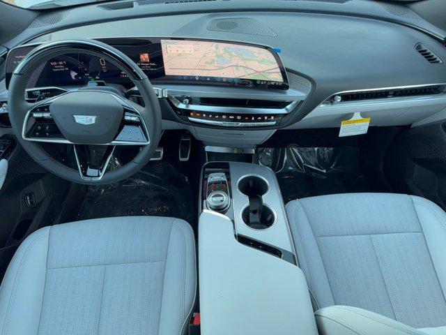 2027 Cadillac LYRIQ Sport - Photo 17