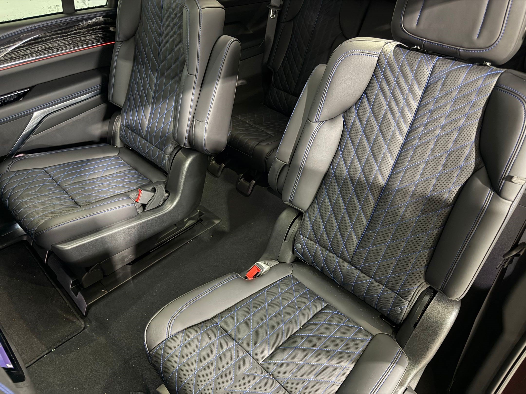 2025 Cadillac Escalade IQ Luxury 1 - Photo 40