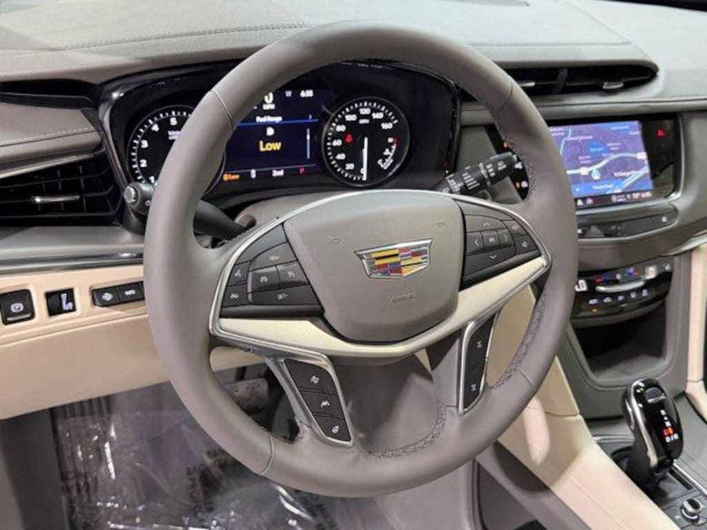 New 2026 CADILLAC XT5 Premium Luxury SUV