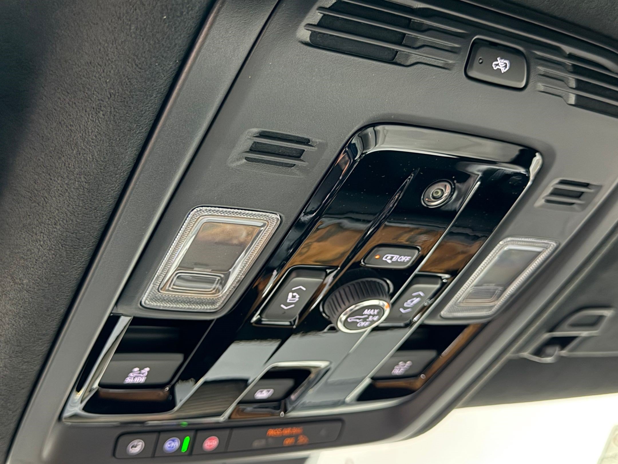 2026 Cadillac Escalade Platinum Sport - Photo 23