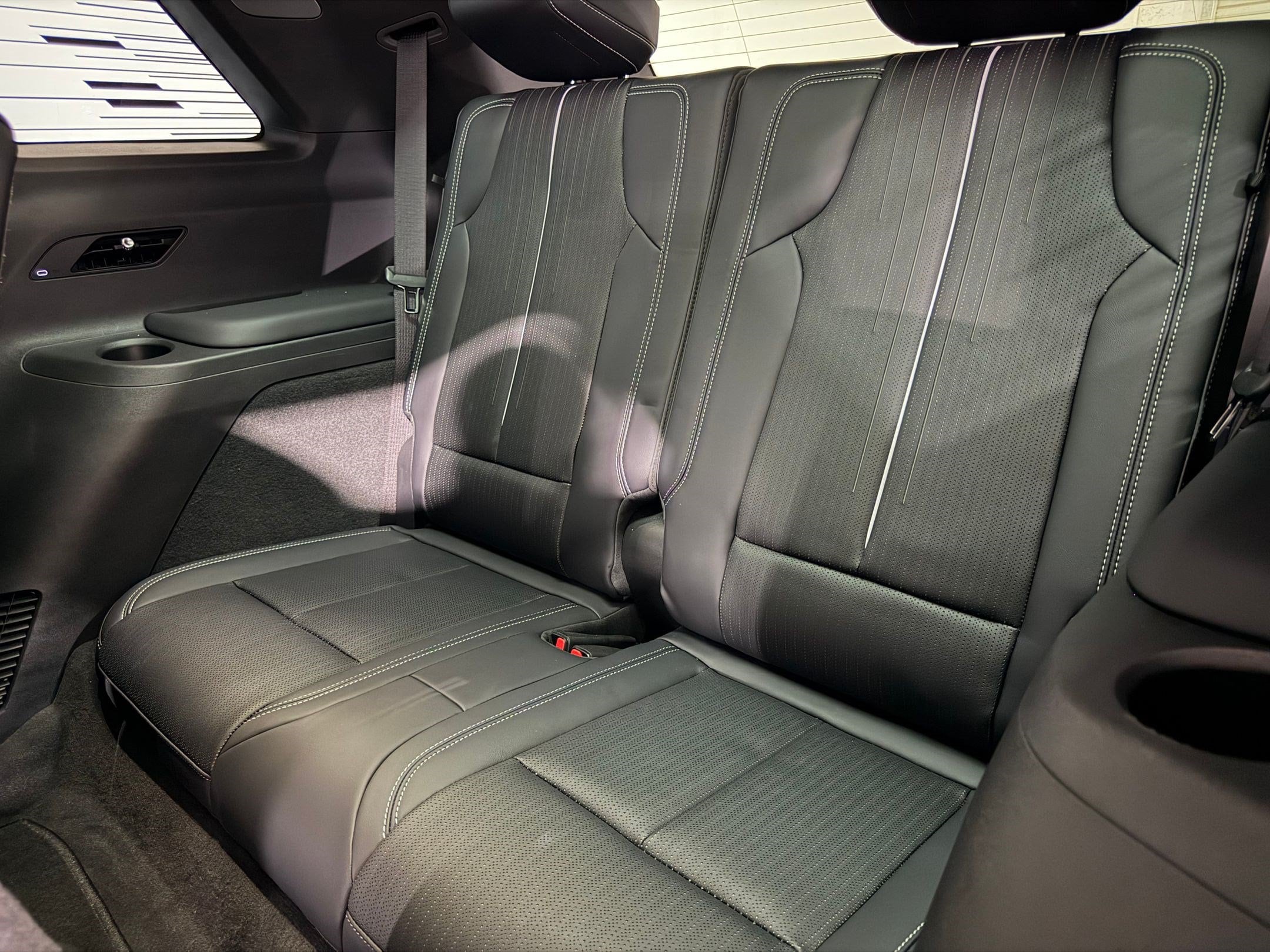 2026 Cadillac VISTIQ Sport - Photo 42