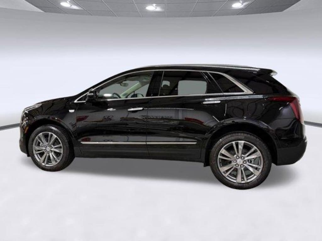 New 2026 CADILLAC XT5 Premium Luxury SUV