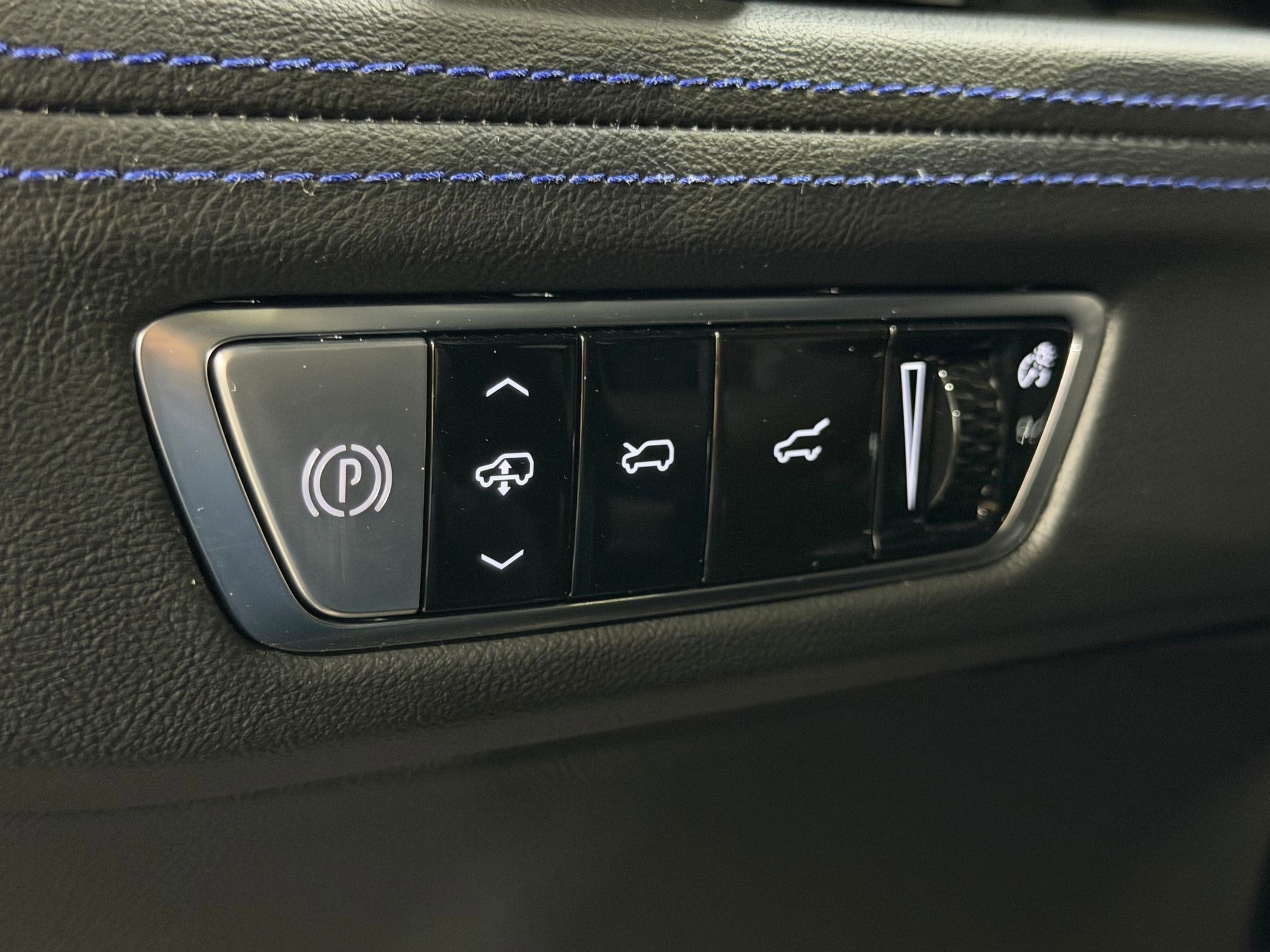 2026 Cadillac Escalade IQL Luxury - Photo 28