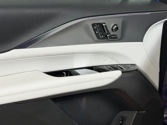 2027 Cadillac LYRIQ Sport - Photo 12