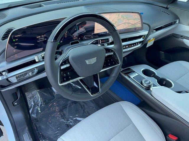 2027 Cadillac LYRIQ Sport - Photo 4