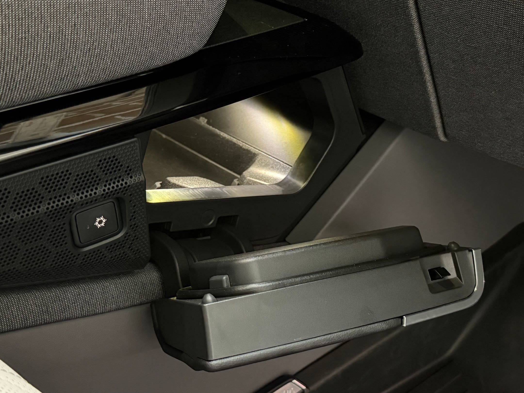 2026 Cadillac Escalade IQ Sport - Photo 57