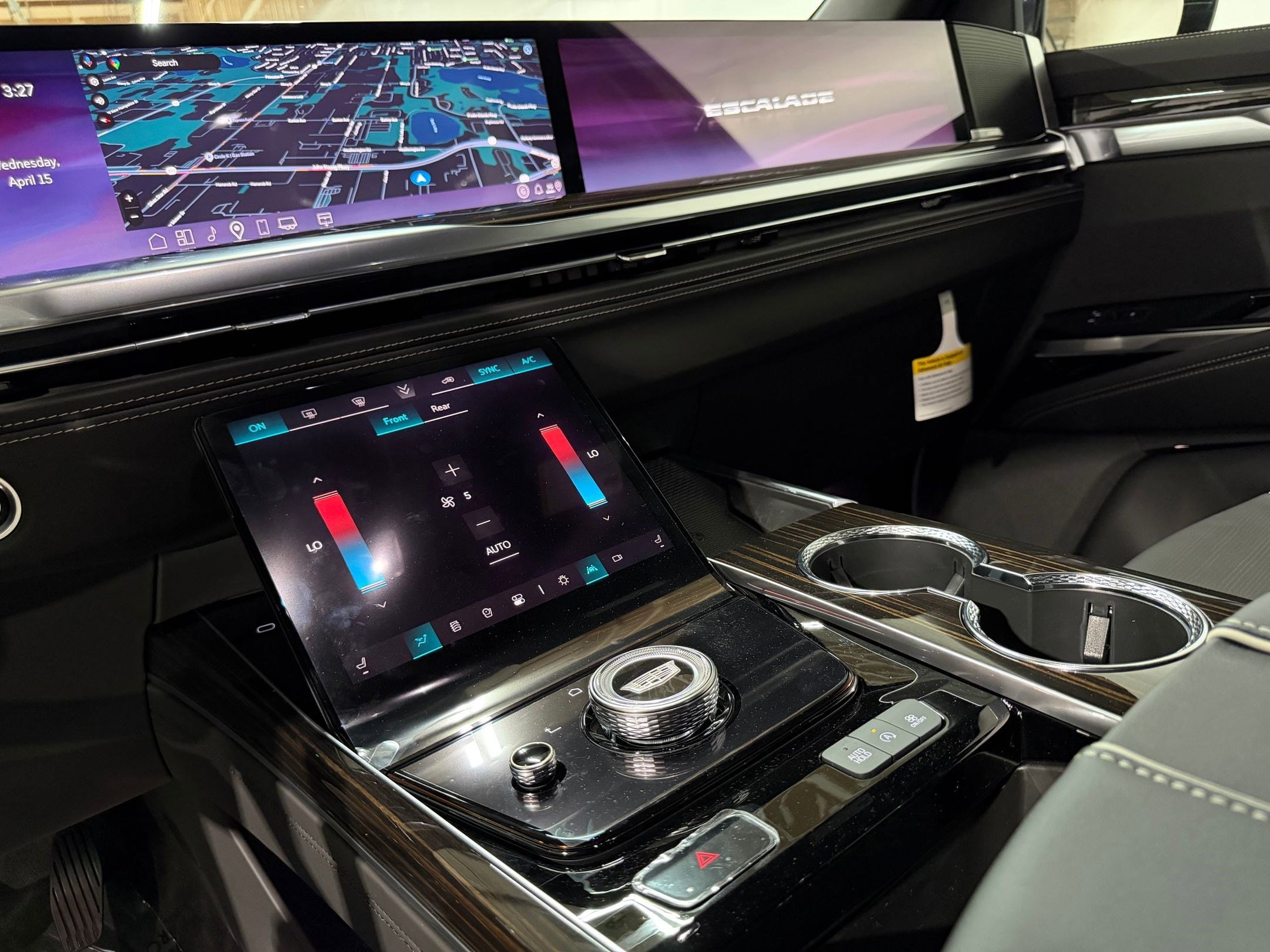 2026 Cadillac Escalade Luxury - Photo 32