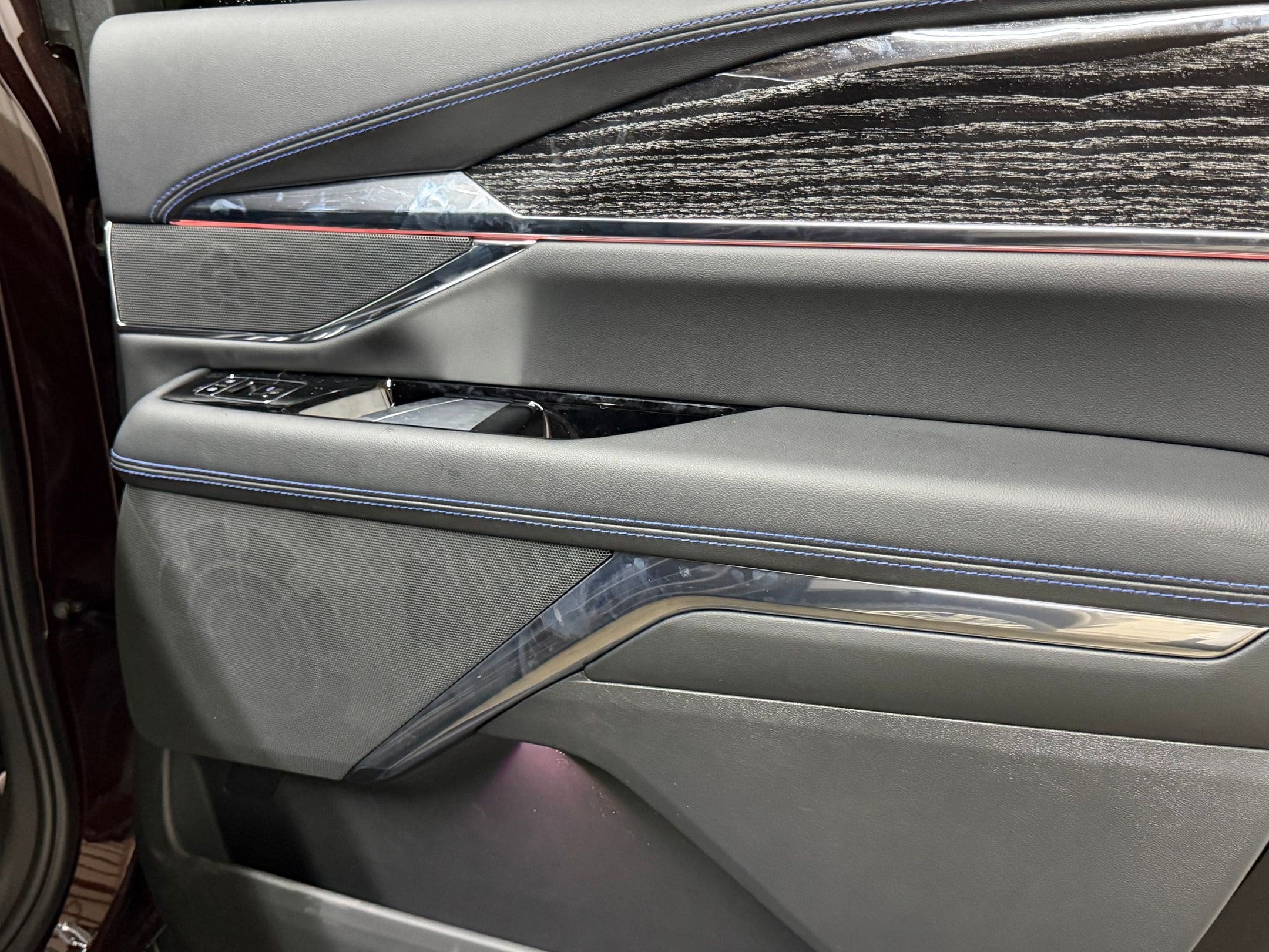 2025 Cadillac Escalade IQ Luxury 1 - Photo 54