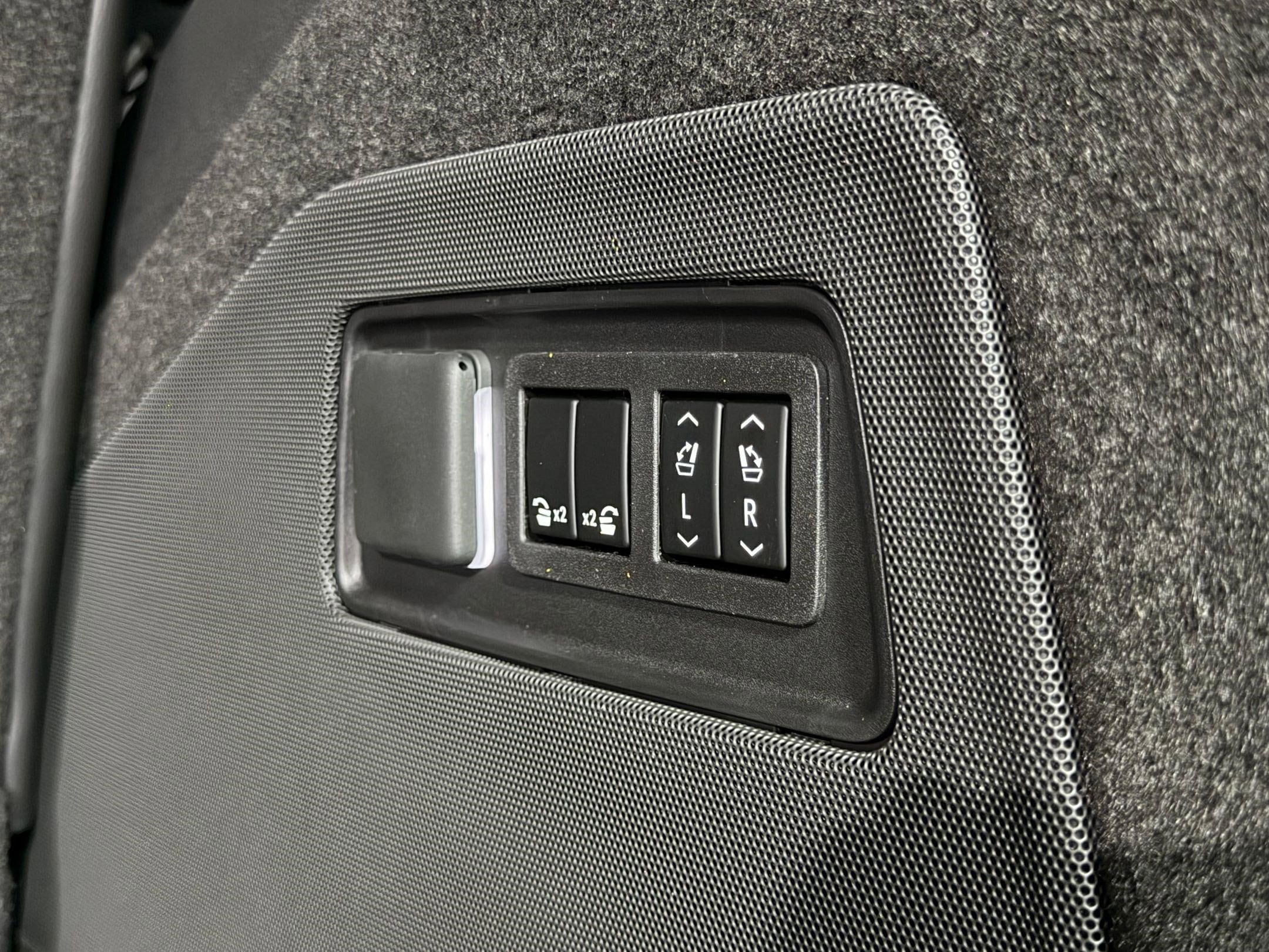 2026 Cadillac Escalade Luxury - Photo 50