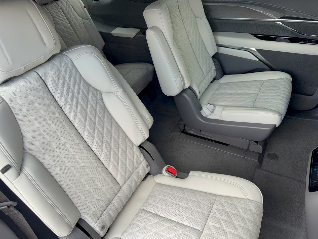 2026 Cadillac Escalade IQL Sport - Photo 29