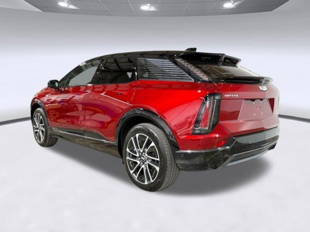 New 2026 CADILLAC OPTIQ Sport SUV