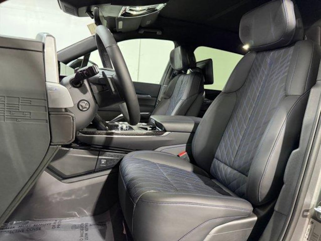 New 2026 CADILLAC ESCALADE IQ Luxury SUV
