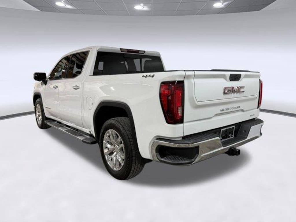 Used 2021 GMC Sierra 1500 SLT Truck