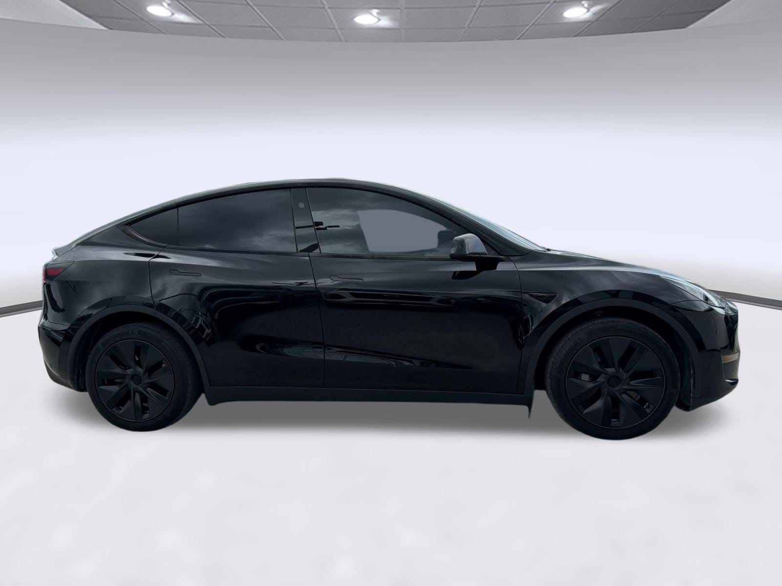 2025 Tesla Model Y Long Range