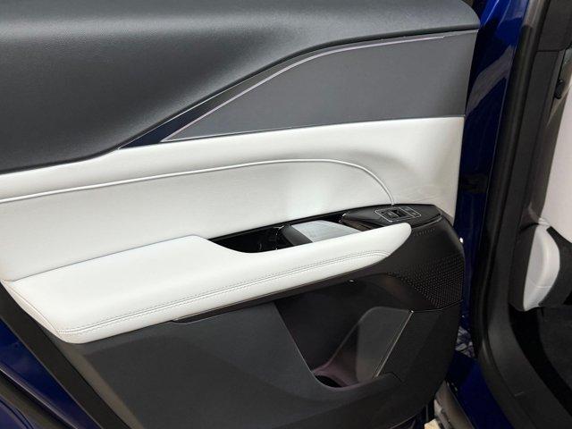 2027 Cadillac LYRIQ Sport - Photo 43
