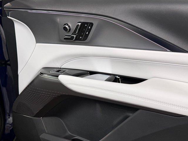 2027 Cadillac LYRIQ Sport - Photo 47
