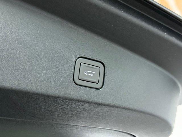 2027 Cadillac LYRIQ Sport - Photo 21