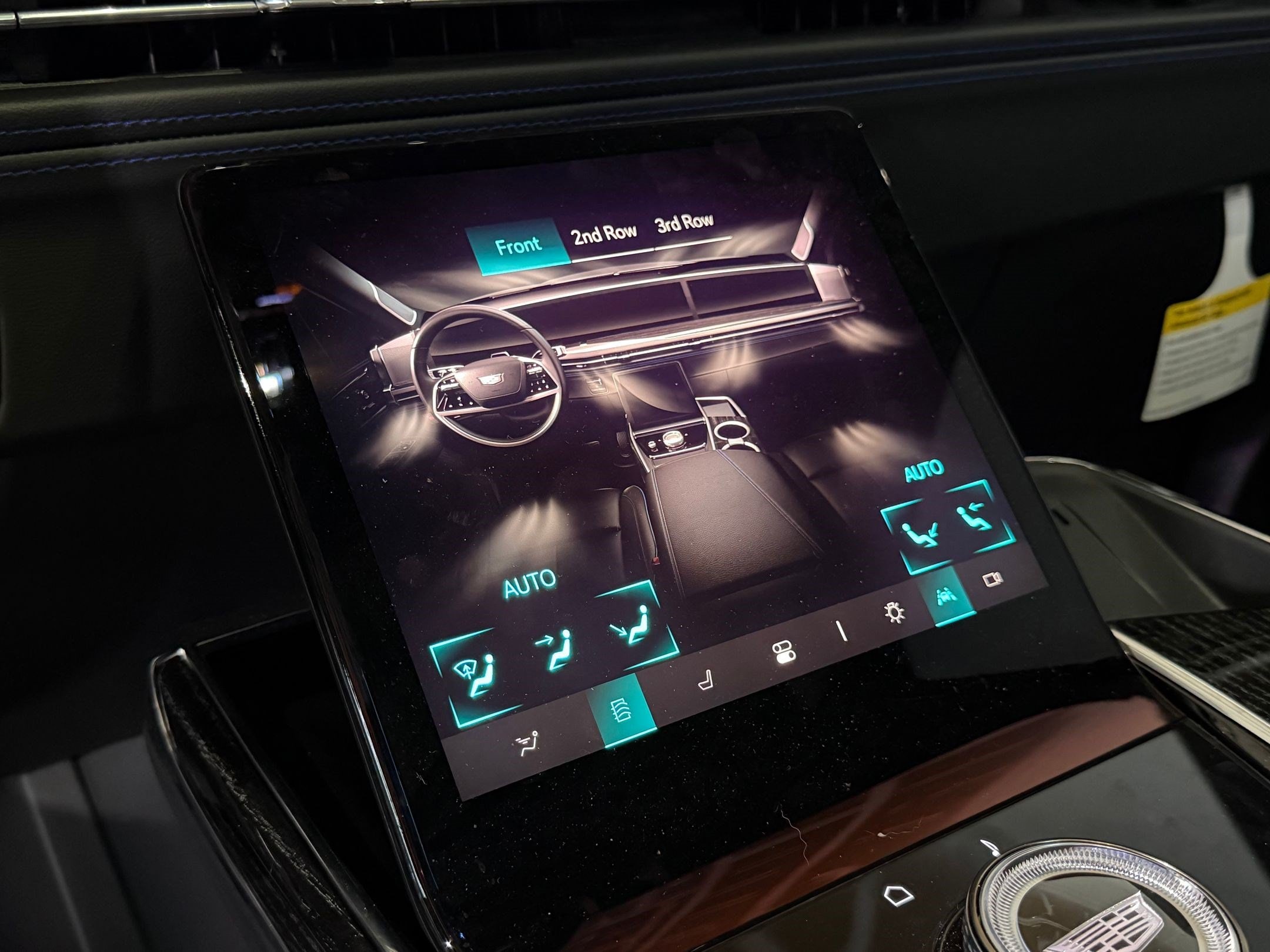 2025 Cadillac Escalade IQ Luxury 1 - Photo 30